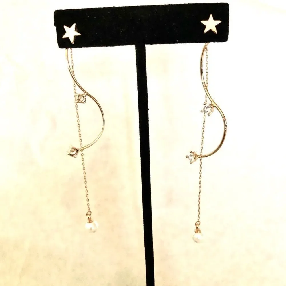 Shooting Star Dangle Earring w/ Faux Pearls